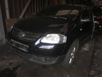 Volkswagen Up 1200cc / benzine / 5vit  / 2006 picture 3