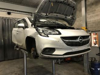 rozbiórka samochody osobowe Opel Corsa CORSA E 2015 - 1229CC 51KW - BENZINE 2015/1