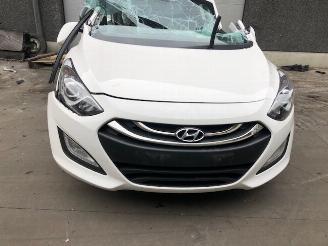 Hyundai I-30  picture 5