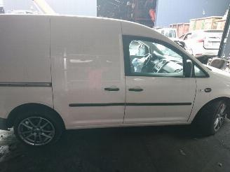 uszkodzony samochody osobowe Volkswagen Caddy Combi  2010/1