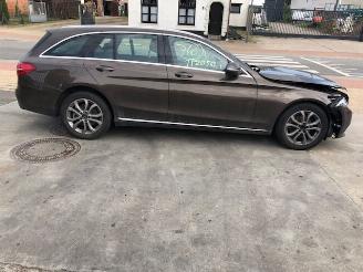 Vrakbiler auto Mercedes C-klasse Combi C-200 BlueTEC, C-200 d 1.6 16V 2016/1