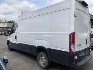 Iveco Daily 3000CC - 132KW - DIESEL - EURO6B picture 3