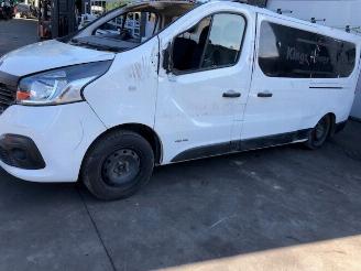 Renault Trafic 2000cc - diesel - 6vit picture 4