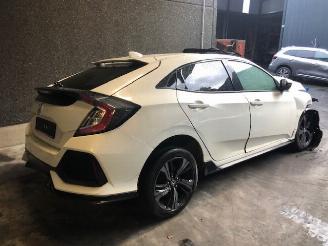 Honda Civic 1500CC - 134KW - BENZINE - EURO6B picture 4