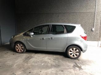 Opel Meriva 1700cc - diesel - 2014 picture 4