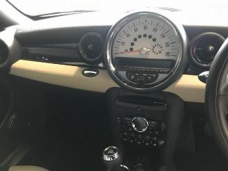 Mini Cooper Mini Coupe (R58) 1600CC benzine 88KW picture 9