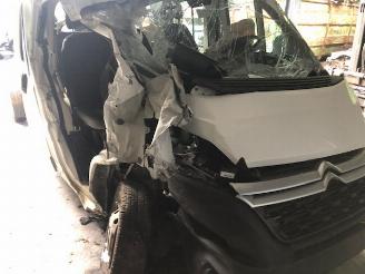 damaged passenger cars Citroën Jumper 2000CC- 96 - DIESEL - EURO6B - CITROEN JUMPER COMFORT 2019/4