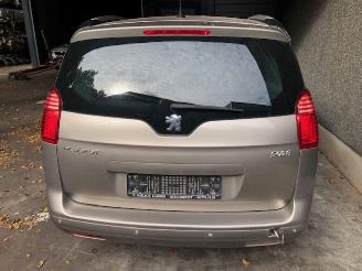 Peugeot 5008 1600cc - diesel - 82kw picture 2