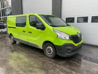 Salvage car Renault Trafic DIESEL - 1600CC - 2015/3