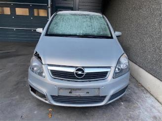 Opel Zafira  picture 4