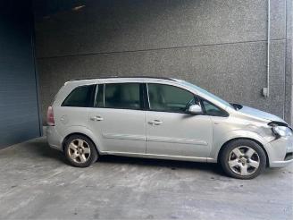 Opel Zafira  picture 3