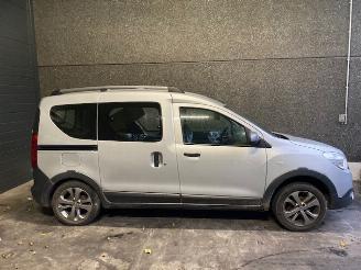 Dacia Dokker 1500 Diesel 5 VIT 2017 66KW picture 2