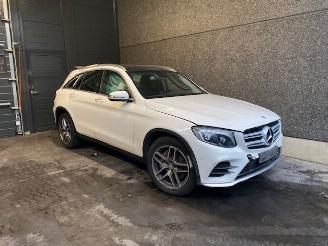 Damaged car Mercedes GLC 2.2 250d 16V BlueTEC 4-Matic SUV  Diesel 2.143cc 150kW 4x4 2015-06/2019-04 2015/1