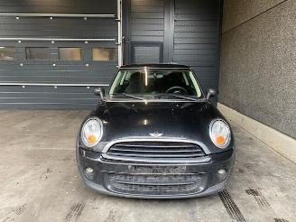 Mini One Mini (R56) Hatchback 2006 / 2013 1.6 One D 16V Hatchback  Diesel 1.598cc 66kW (90pk) picture 4