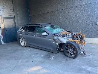 damaged passenger cars BMW 5-serie 5 serie Touring (F11) Combi 520d 16V Combi/o  Diesel 1.995cc 135kW (184pk) RWD 2012/3