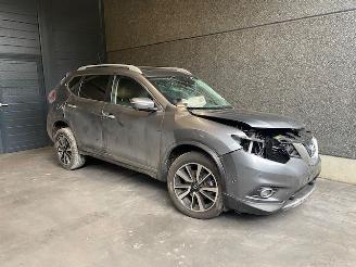 Coche siniestrado Nissan X-Trail (T32) SUV 2013 2.0 dCi SUV  Diesel 1.994cc 130kW FWD 2016-10 (T32D) 2017/6