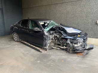 damaged passenger cars Alfa Romeo Giulia (952) Sedan 2015 2.2d 150 16V Sedan 4Dr Diesel 2.143cc 110kW (150pk) RWD 2015-10 2017/1