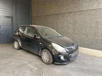 Salvage car Hyundai I-20 Hatchback 2008 / 2015 1.4i 16V Hatchback  Benzine 1.396cc 74kW (101pk) FWD 2010/4