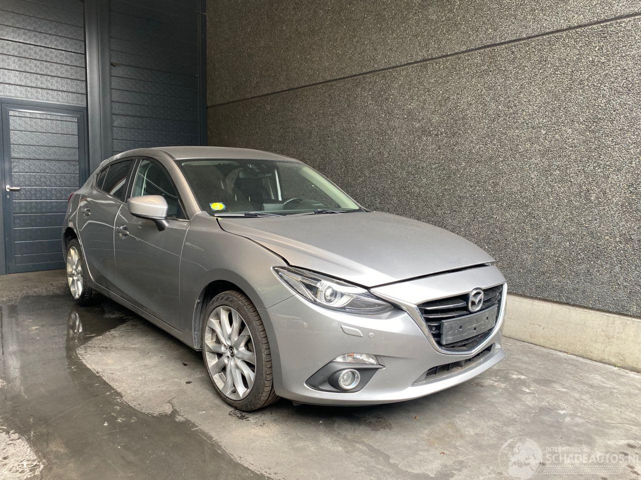 Mazda 3 (BM/BN) Hatchback 2013 / 2019 2.2 SkyActiv-D 150 16V Hatchback  Diesel 2.191cc 110kW (150pk) FWD 2013-09/2016-08