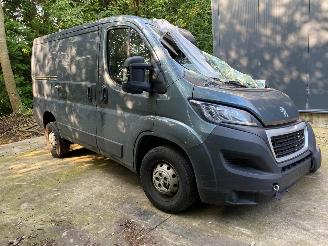 skadebil auto Peugeot Boxer (U9) Bus 2006 2.0 BlueHDi 130 Bus  Diesel 1.997cc 96kW (131pk) FWD 2015-07/2019-09 2020/1