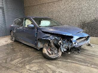 uszkodzony samochody osobowe Ford Focus Focus IV Hatchback 1.0 Ti-VCT EcoBoost 12V 125 Hatchback  Benzine 999cc 92kW (125pk) FWD 2021/5