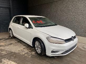 Uttjänta bilar auto Volkswagen Golf Golf VII (AUA) Hatchback 2012 / 2019 1.0 TSI 12V Hatchback  Benzine 999cc 81kW (110pk) FWD 2017/7