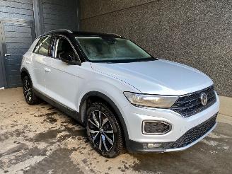 Volkswagen T-Roc T-Roc SUV 1.0 TSI 12V BlueMotion SUV  Benzine 999cc 85kW (116pk) FWD picture 1