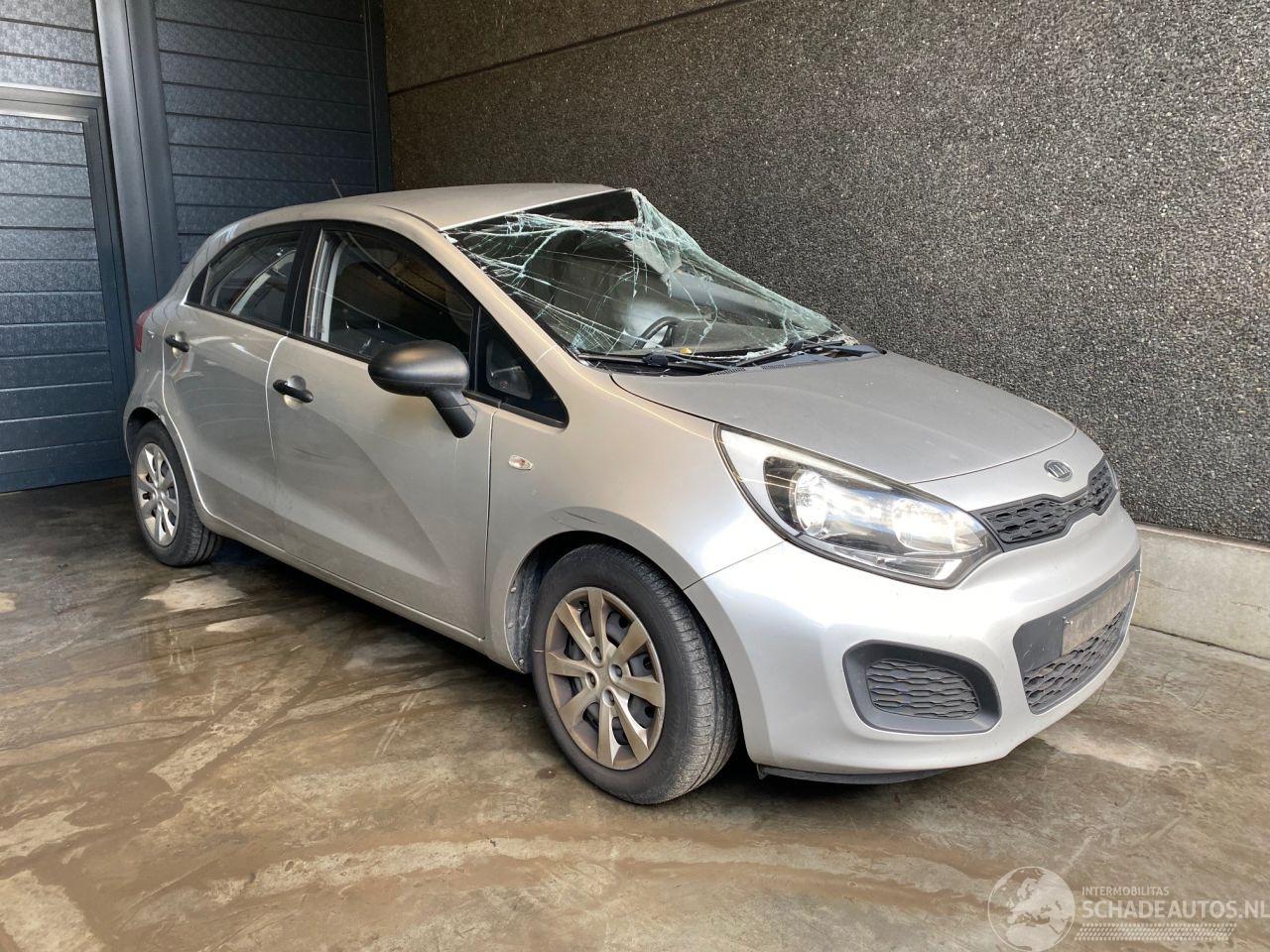 Kia Rio Rio III (UB) Hatchback 1.2 CVVT 16V Hatchback  Benzine 1.248cc 62kW (84pk) FWD