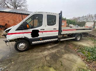 Ford Transit Transit Ch.Cab/Pick-up 2.2 TDCi 16V Euro 6 RWD CHP  Diesel 2.198cc 114kW (155pk) RWD picture 3