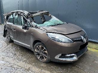 demontáž osobní automobily Renault Mégane Scénic Renault Megane Scenic MPV 1.5 D Diesel 1.461cc 81kW 2015/8