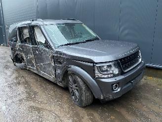 damaged passenger cars Land Rover Discovery 4 Discovery IV (LAS) Terreinwagen 2009 / 2017 3.0 TD V6 24V Van Jeep/SUV  Diesel 2.993cc 155kW 2016/8