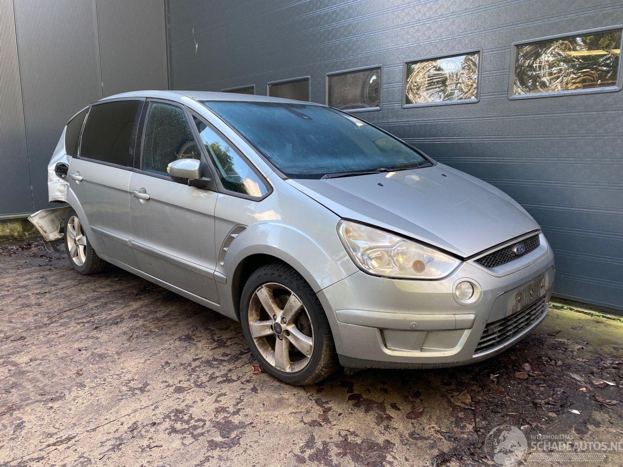 Ford S-Max S-Max (GBW) MPV 2006 / 2014 2.0 16V Flexifuel MPV   1.999cc 107kW (145pk) FWD