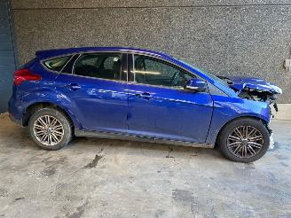 Ford Focus Focus III Wagon Combi 2010 / 2018 1.0 Ti-VCT EcoBoost 12V 100 Combi/o  Benzine 998cc 74kW (101pk) FWD picture 2