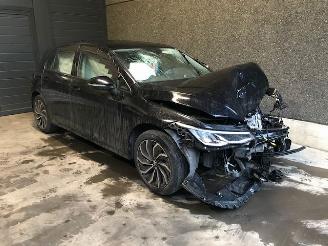 Uttjänta bilar auto Volkswagen Golf VIII (CD1) Hatchback 2019 1.5 TSI BlueMotion 16V Hatchback  Benzine 1.495cc 96kW (131pk) FWD 2021/2