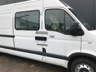 Renault Master III (FD/HD) Van 2000 / 2010 2.5 dCi 120 FAP Bestel  Diesel 2.464cc 88kW (120pk) FWD 2006-08/2010-04 picture 3