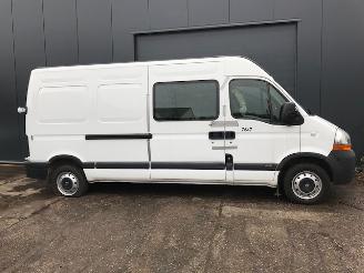 Renault Master III (FD/HD) Van 2000 / 2010 2.5 dCi 120 FAP Bestel  Diesel 2.464cc 88kW (120pk) FWD 2006-08/2010-04 picture 2