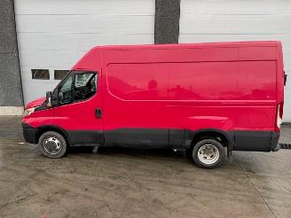 Iveco New Daily VI Van 2014 35C15, 35S15, 40C15, 50C15, 65C15, 70C15 Bestel  Diesel 2.998cc 107kW picture 2