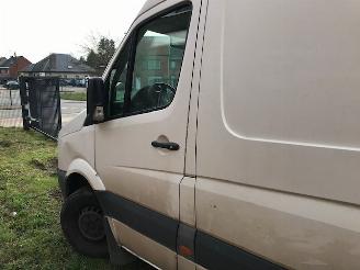 Volkswagen Crafter Van 2006 / 2013 2.5 TDI 30/32/35/46/50 Bestel  Diesel 2,461cc 80kW (109pk) RWD picture 5