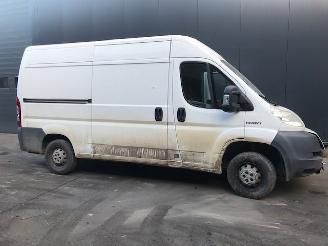 Peugeot Boxer (U9) Van 2007 2.2 HDi 100 Euro 4 Bestel  Diesel 2.198cc 74kW (101pk) FWD picture 2