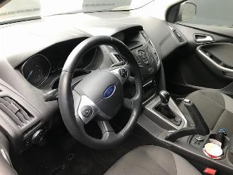Ford Focus III Wagon Combi 2010 / 2018 picture 13