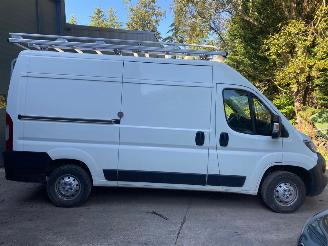 Peugeot Boxer (U9) Van 2019 2.0 BlueHDi 160 Bestel  Diesel 1.997cc 120kW (163pk) FWD picture 3