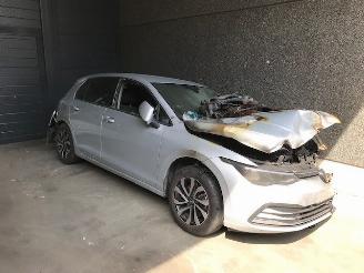 damaged passenger cars Volkswagen Golf VIII (CD1) Hatchback 2021 2.0 TDI BlueMotion 16V Hatchback  Diesel 1.968cc 85kW (116pk) FWD 2021/9