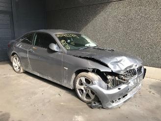 Voiture accidenté BMW 3-serie (E92) Coupé 2005 / 2013 320i 16V Coupe 2Dr Benzine 1.995cc 125kW (170pk) RWD 2008/2