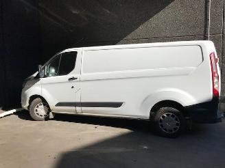 Ford Custom Custom Van 2016 2.2 TDCi 16V Bestel  Diesel 2.198cc 92kW (125pk) FWD picture 6