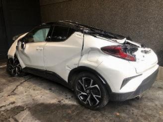 Toyota C-HR SUV 2018 1.8 16V Hybrid Sedan 4Dr Elektrisch Benzine 1.798cc 72kW picture 4