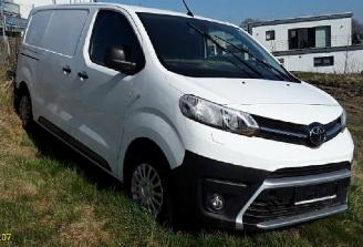 Toyota ProAce Verso Bus 2021 2.0 D-4D 122 16V Bus  Diesel 1.997cc 90kW (122pk) FWD picture 1