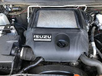 Isuzu D-Max Pick-up 2002 / 2012 3.0 D 4x4 Pick-up  Diesel 2.999cc 120kW (163pk) 4x4 picture 10