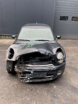 Mini Mini (R56) Hatchback 2006 / 2013 1.6 Cooper D 16V Hatchback  Diesel 1.560cc 80kW picture 3