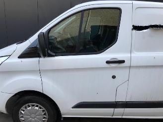 Ford Transit Custom Van 2013 2.2 TDCi 16V Bestel  Diesel 2.198cc 74kW (101pk) FWD picture 5