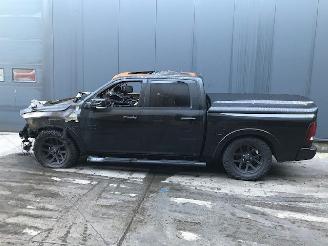 Dodge Ram 1500 Crew Cab (DS/DJ/D2) Pick-up 2017 5.7 Hemi V8 4x4 Pick-up  Benzine 5.654cc 295kW picture 5